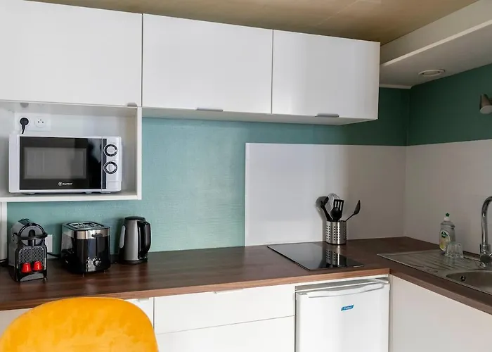 Charming - Rue Froide * Caen